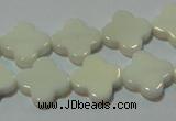 CAG3425 15.5 inches 14*14mm flower white agate gemstone beads