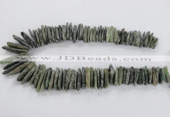 CTD1632 Top drilled 5*20mm - 8*40mm sticks green kyanite beads